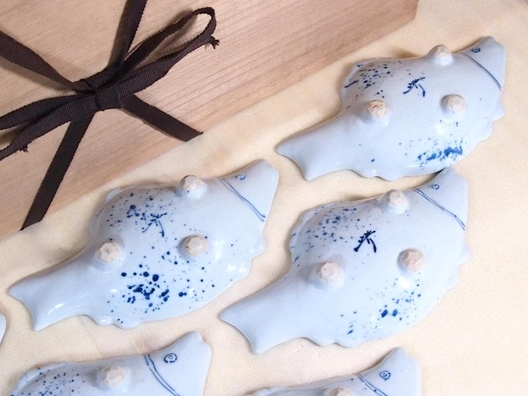 【未使用】高橋芳宣 染付魚型向付 7客 魚文向附 銘々皿/菓子皿 茶道具 食器