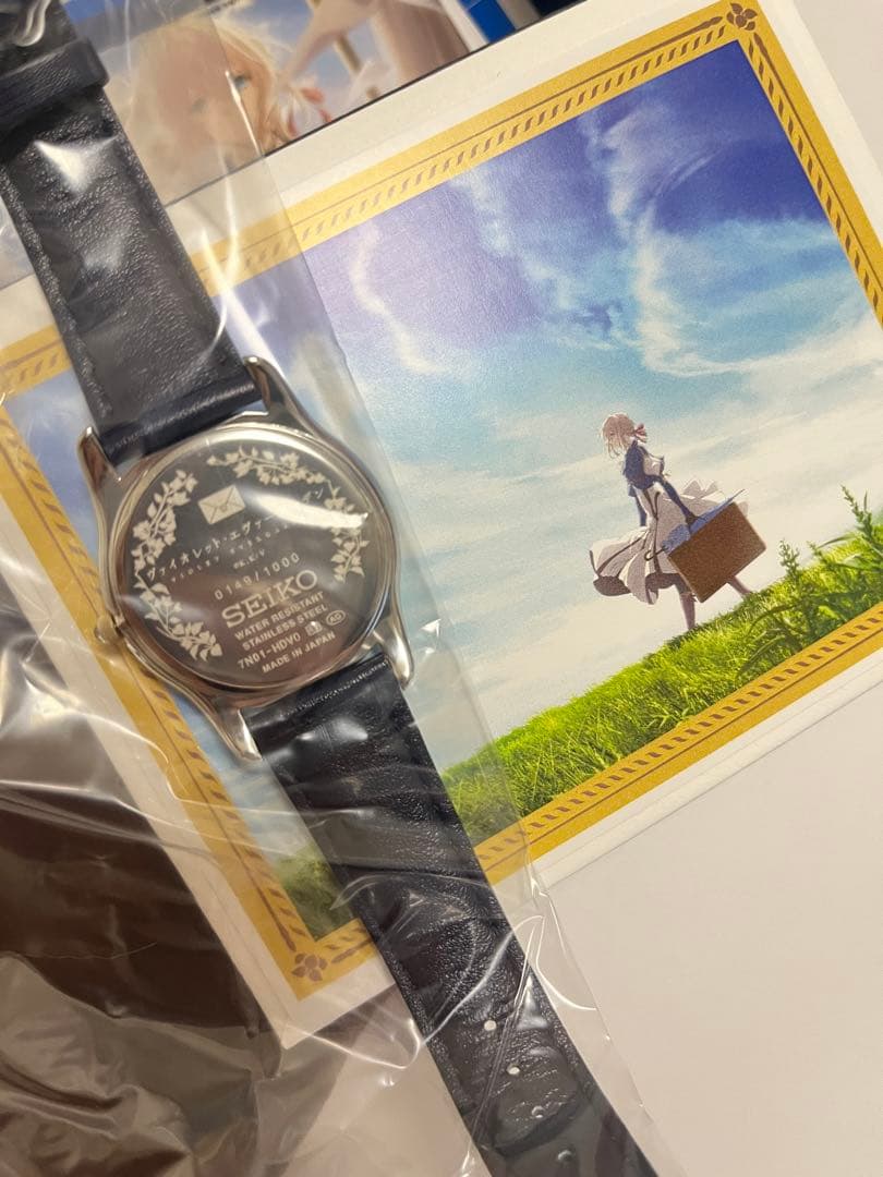 ヴァイオレット・エヴァーガーデン　腕時計　レザー.ver　メモリアルウォッチ