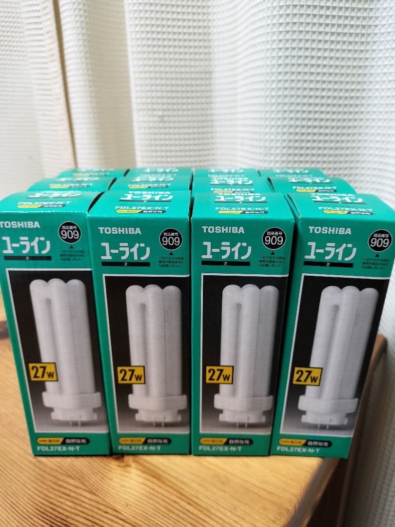 TOSHIBA ユーラインコンパクト蛍光ランプFDL27EX-N-T 新品20個 Amazon | 東芝 FDL27EX-N-T 27W形 昼白色 | 東芝(TOSHIBA
