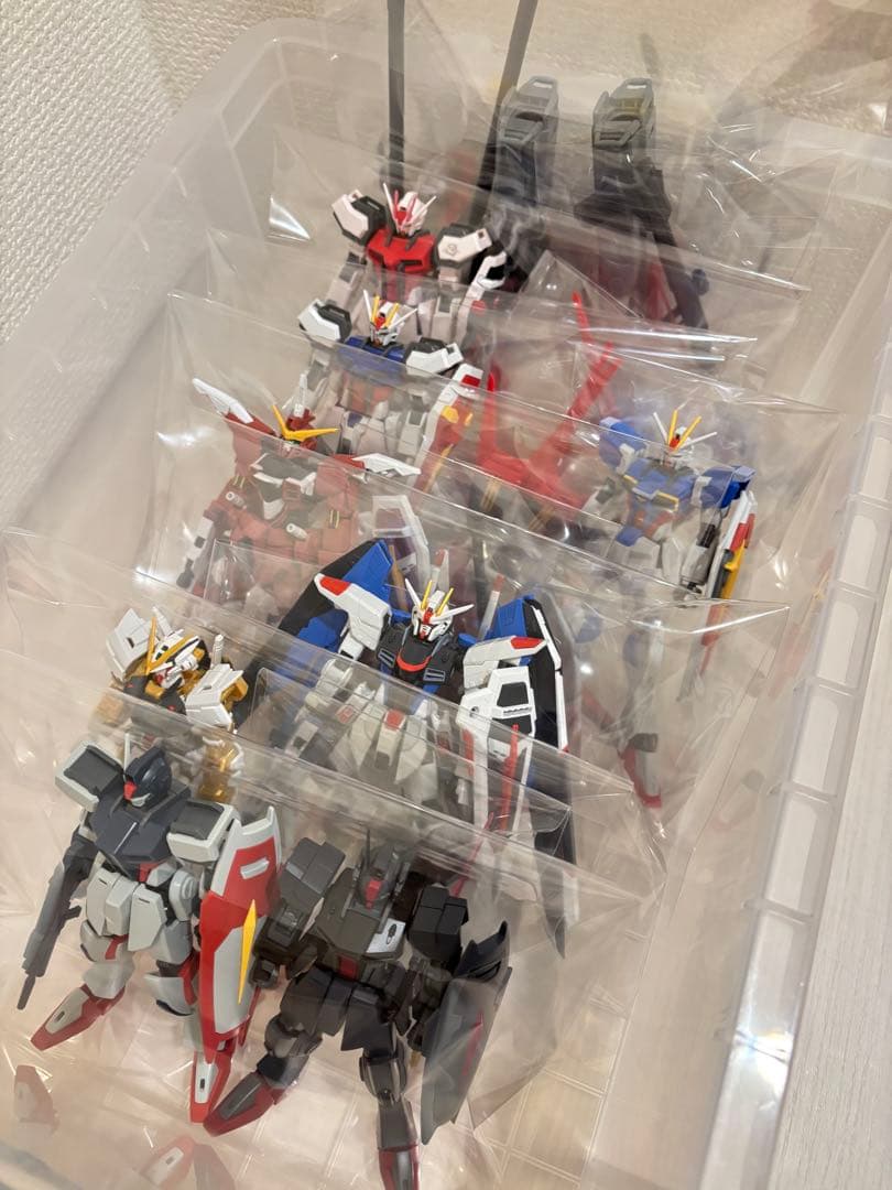 ⑧ジャンクプラモデル ガンダム・HG ストライクダガー RG ゴールドフレーム他