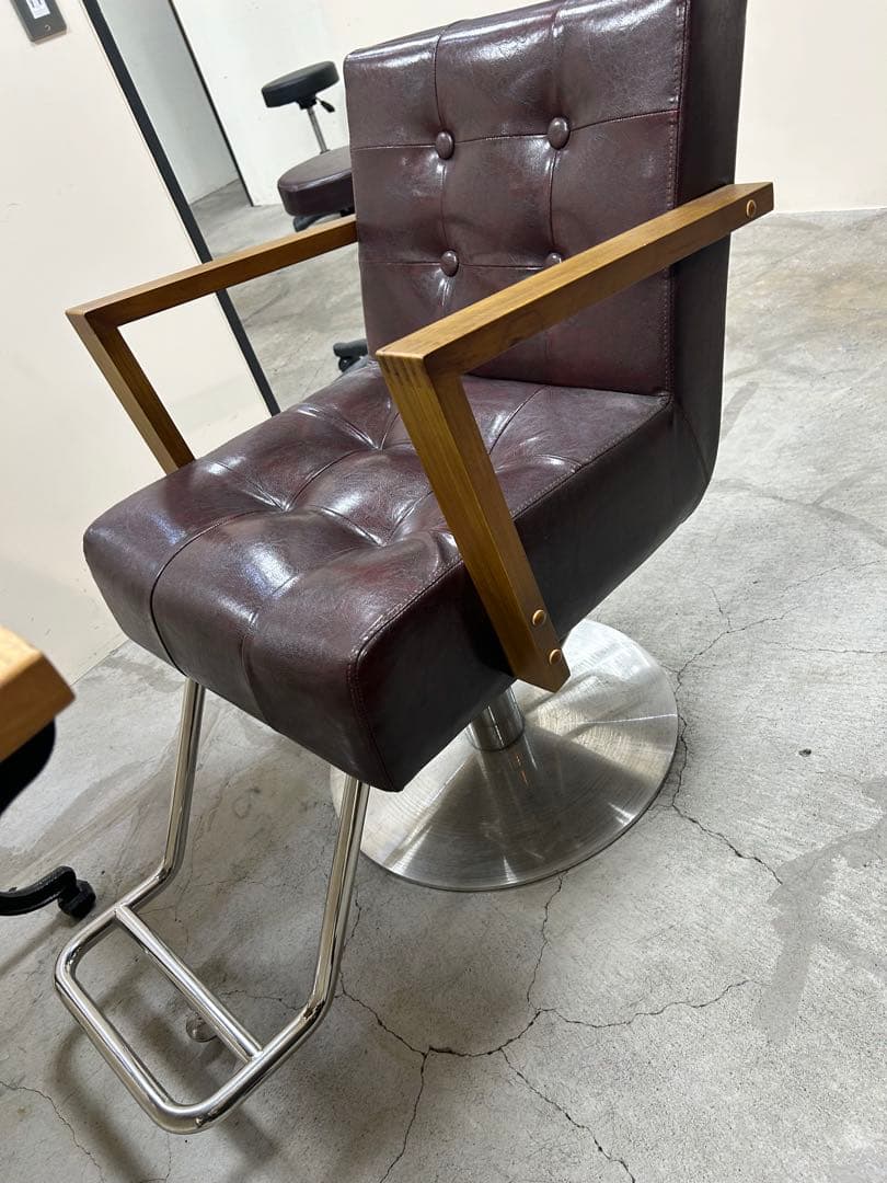 中古】椅子 美容室 美容院 スタイリングチェア#03