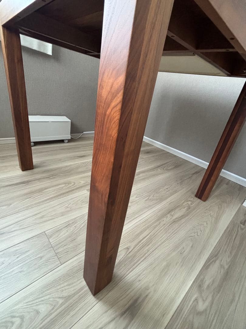 無印良品　木製テーブル　引出付　ウォールナット材　幅８０ｃｍ