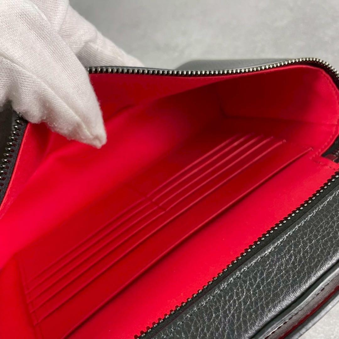 【極美品】Christian Louboutin ルブタン キピポーチ レザー