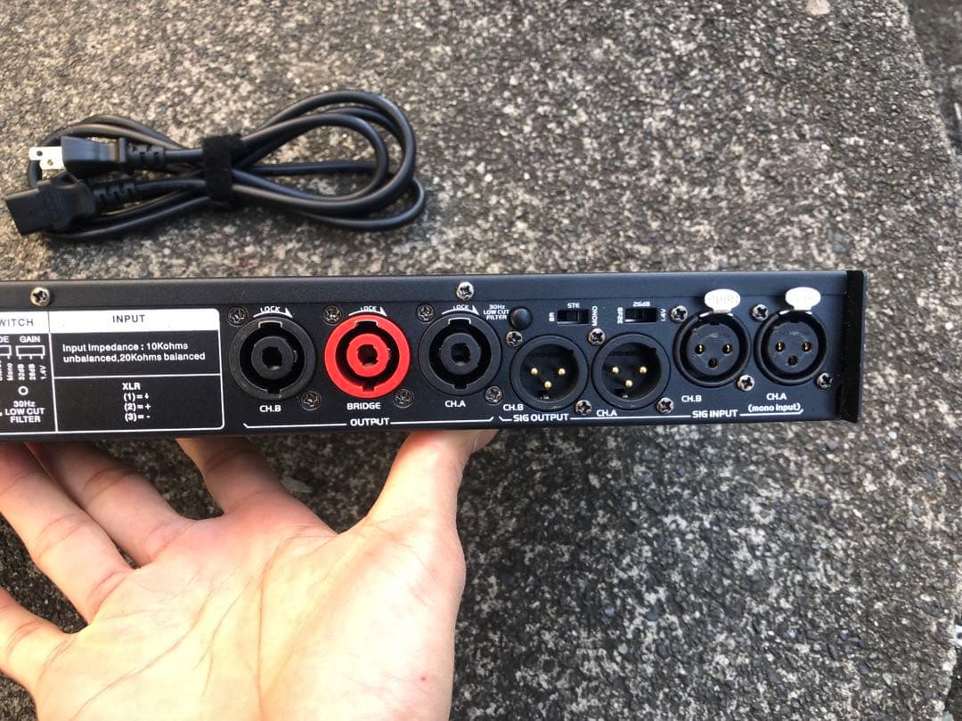 パワーアンプ　DCP400 クラシックプロ