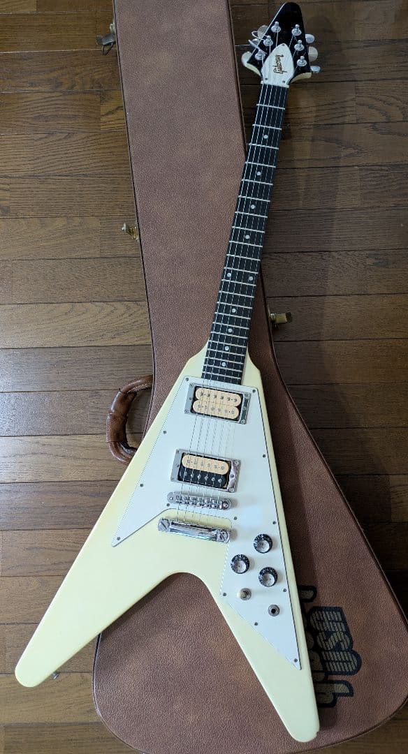 ギター GibsonUSA FlyingV 67Reissue ClassicWhite