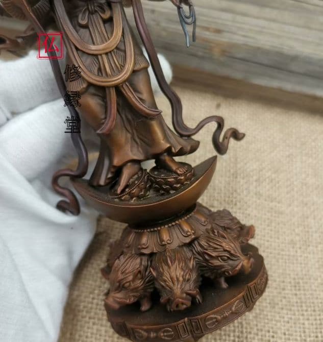 【修縁堂】真言宗 仏教法具 レトロです 摩利支天 魔除け銅製法器法具