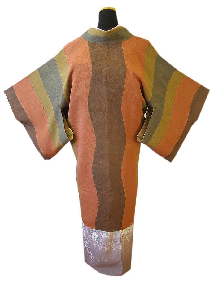 値下げ交渉OK！極上ちりめん地 道中着 正絹 B879 - メルカリ