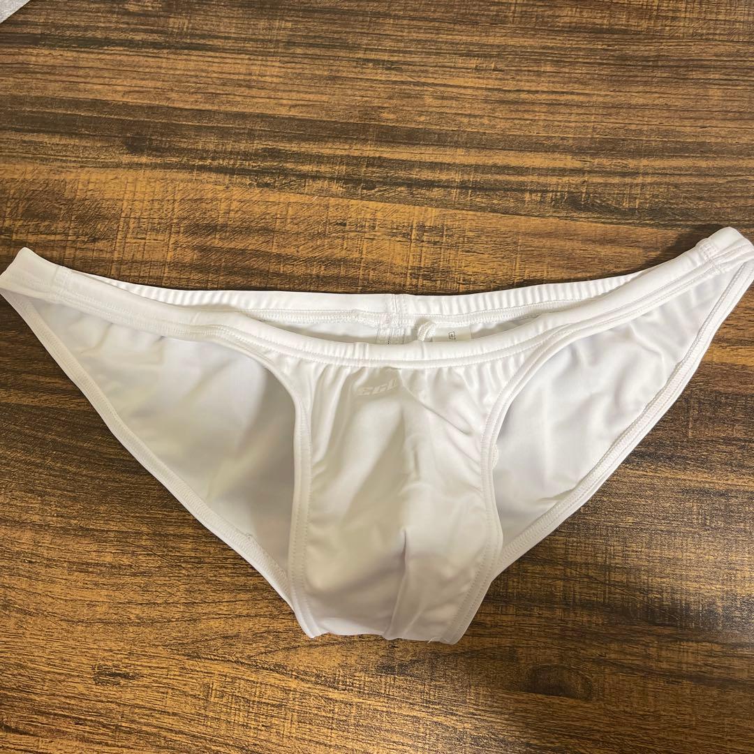 EGDE≪ UNIGHT ウルトラローライズ スイムビキニ 白XXL - メルカリ