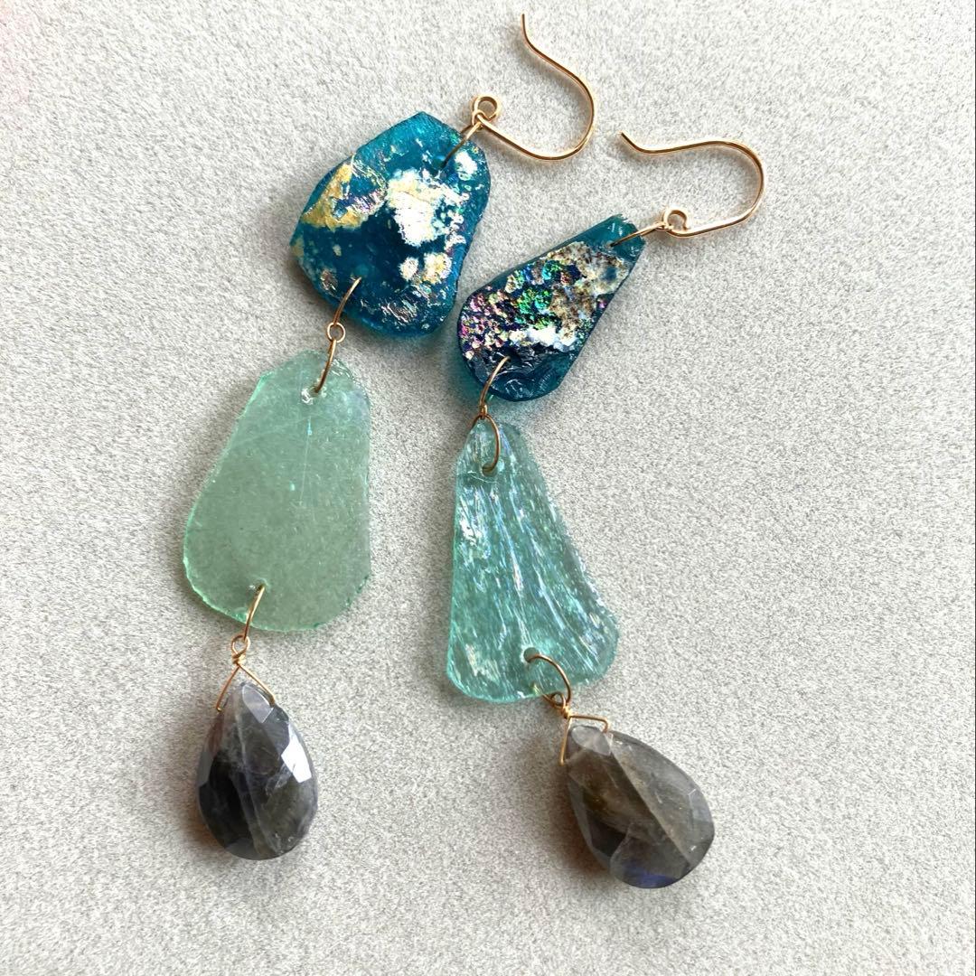 アガットageteローマンガラスピアス