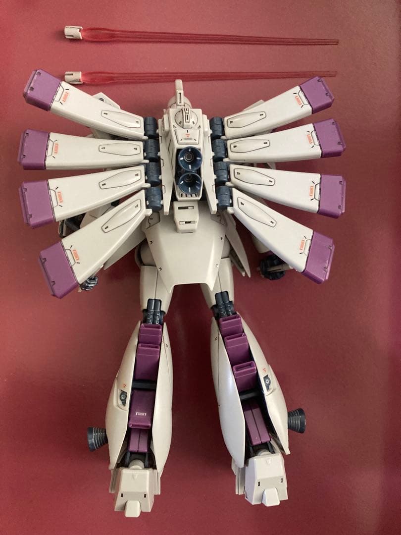 ビギナギナ？ ガンプラ ホワイト/パープル ミサイルポッド付き