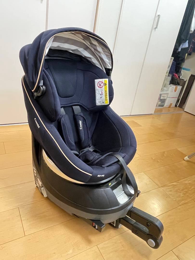 Combi 回転式チャイルドシート ネイビー 取り扱い説明書付き Combi