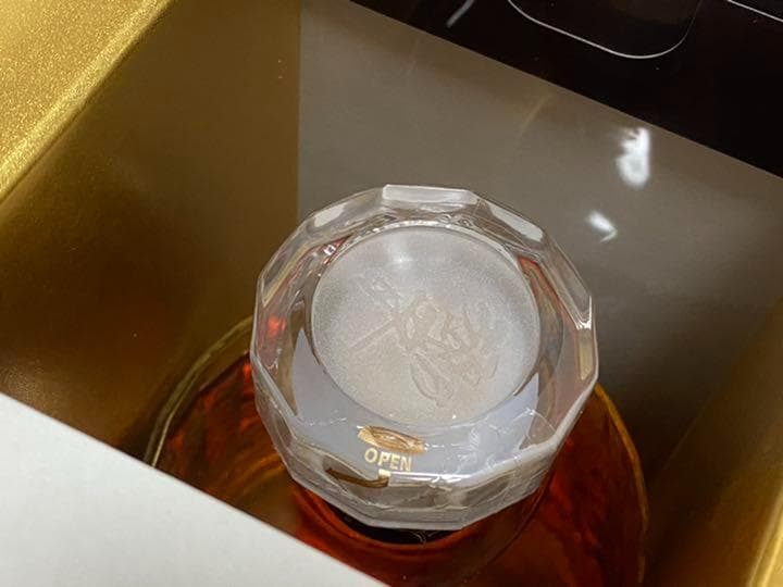 《海外免税店限定品》サントリー響 マスターズセレクト 匠 限定ボトル 1本