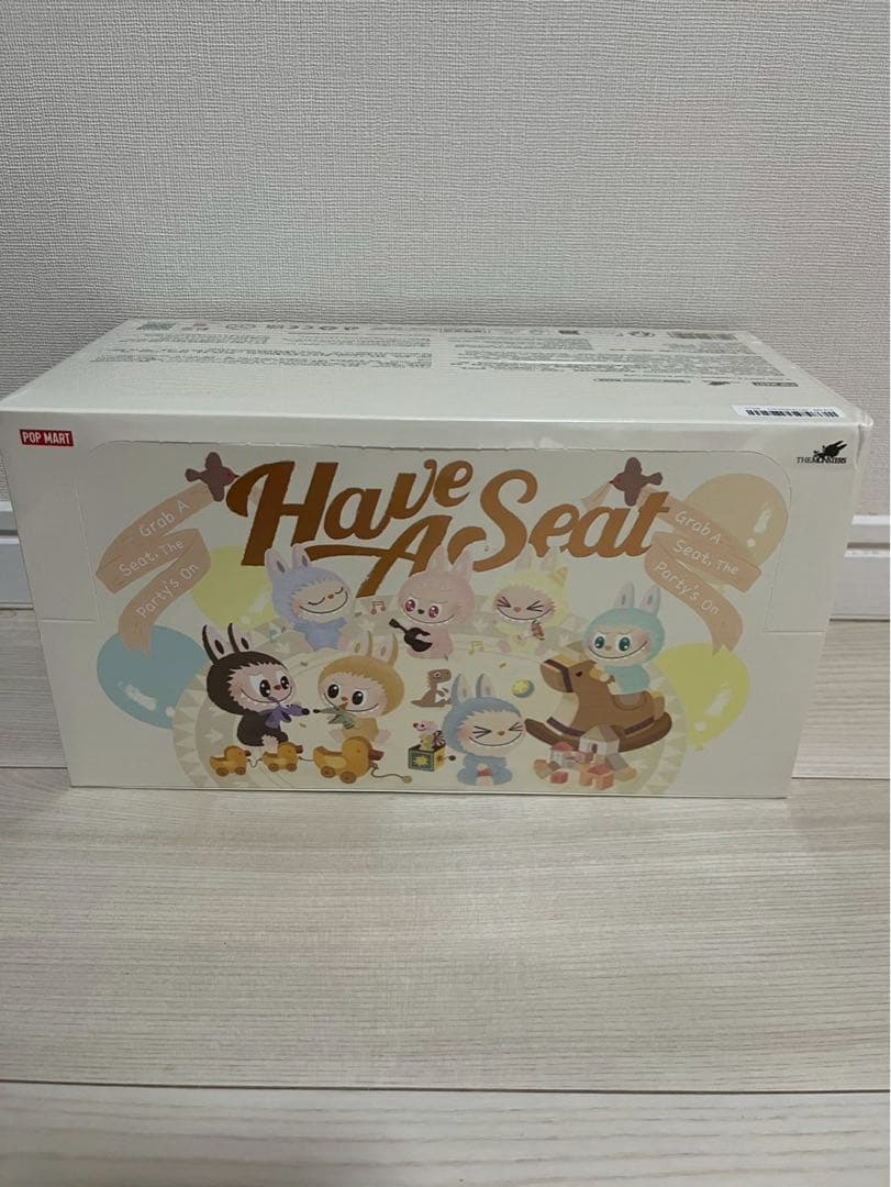THE MONSTERS Have a Seat ぬいぐるみ シリーズ　ラブブ