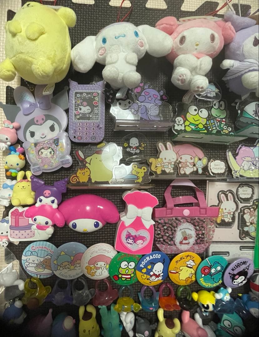 サンリオ ガチャガチャ フィギュア ぬいぐるみ キーホルダー