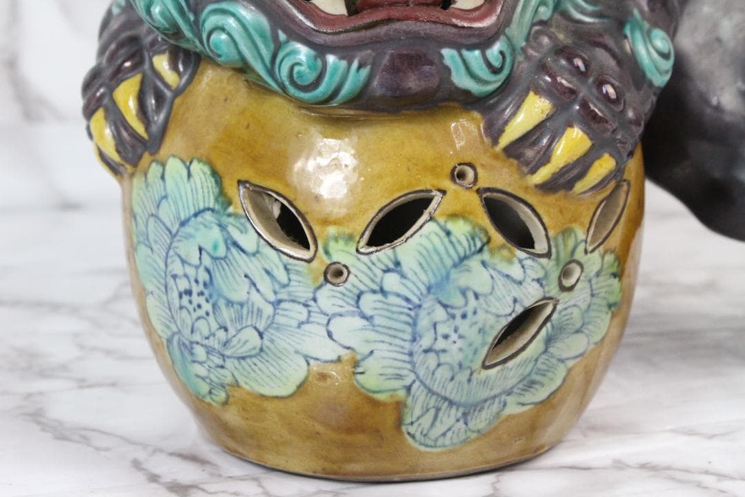 ♡九谷焼 大吉 糠川清章 玉乗り獅子 獅子像 赤獅子 縁起物 色絵 置物 魔除け