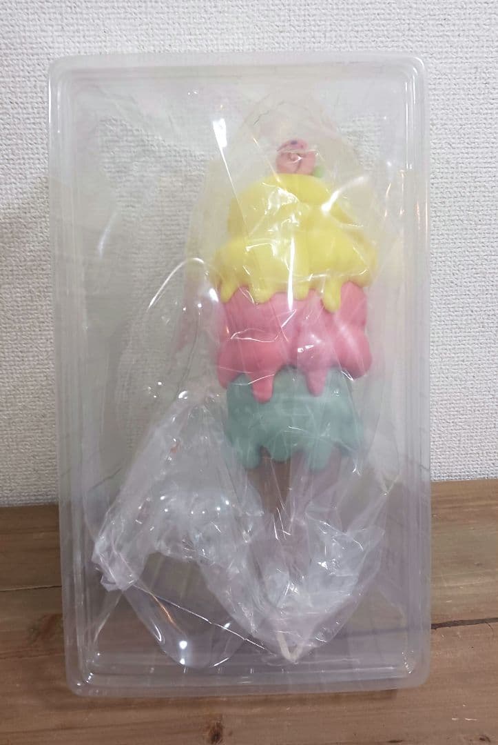 【新品!!】スポンジボブ アイスクリームフィギュア