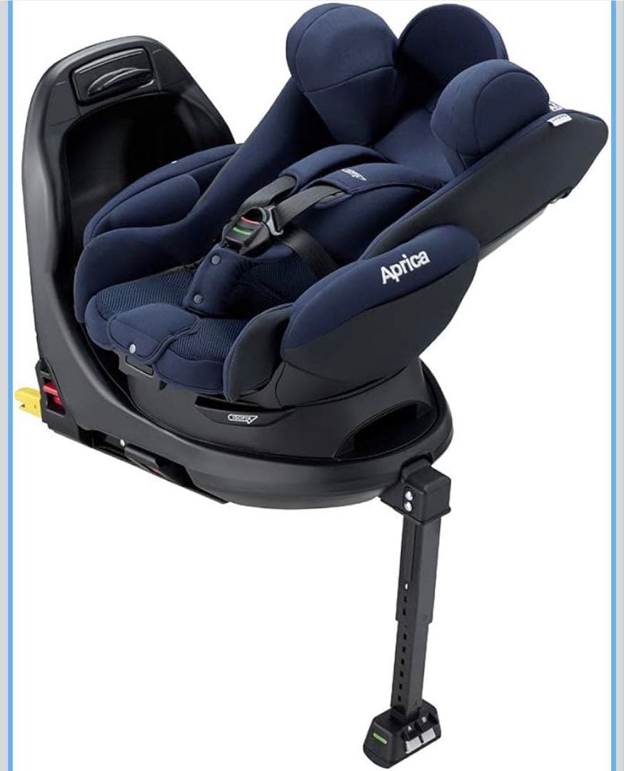 Aprica チャイルドシート ネイビー - メルカリ