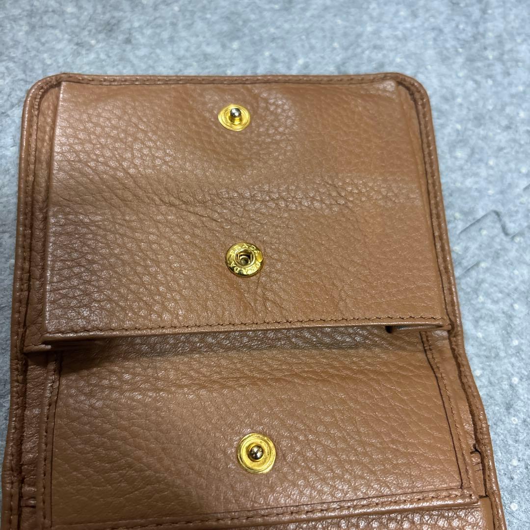 PRADA 茶色　財布　ゴールド　三つ折り