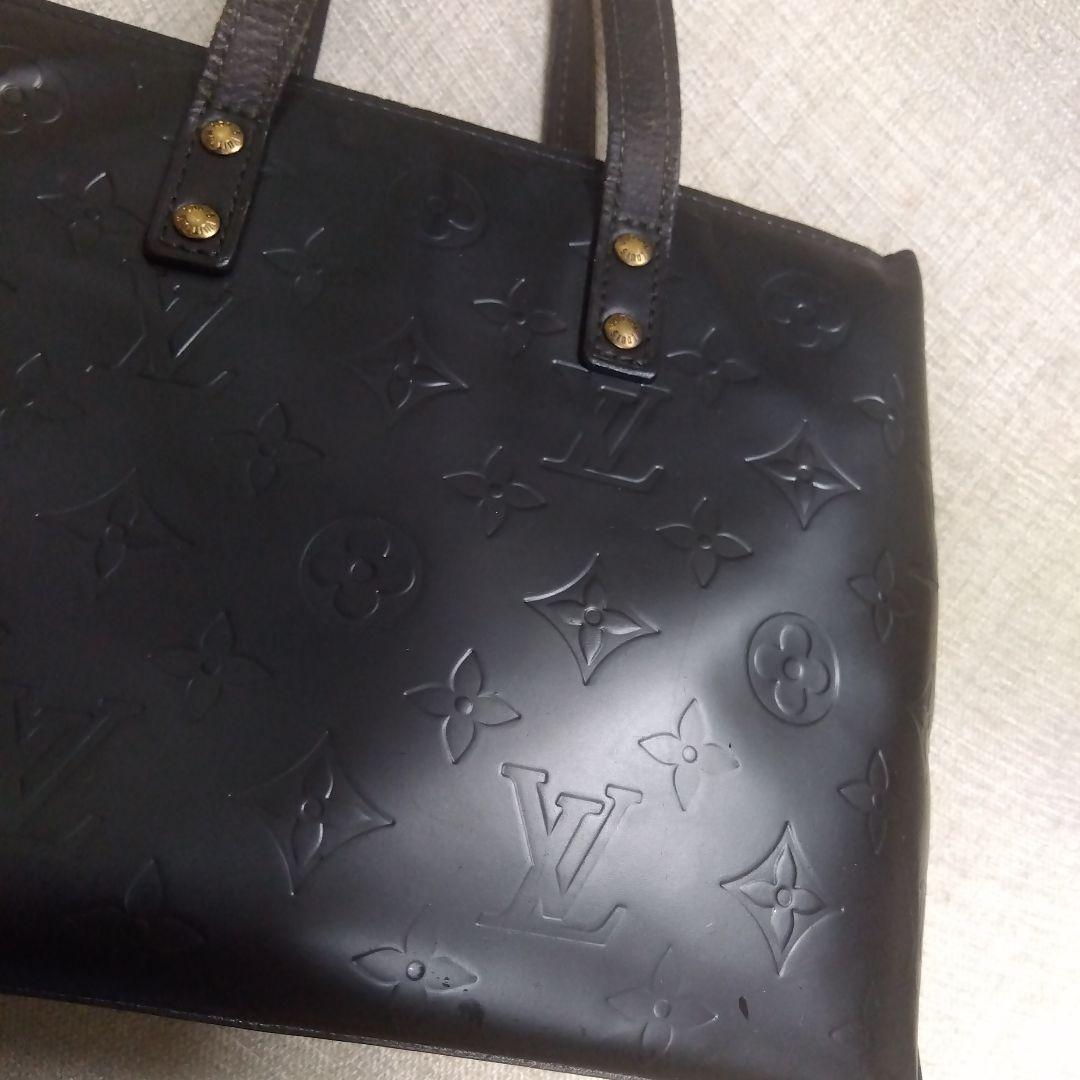 ルイヴィトンバッグです。