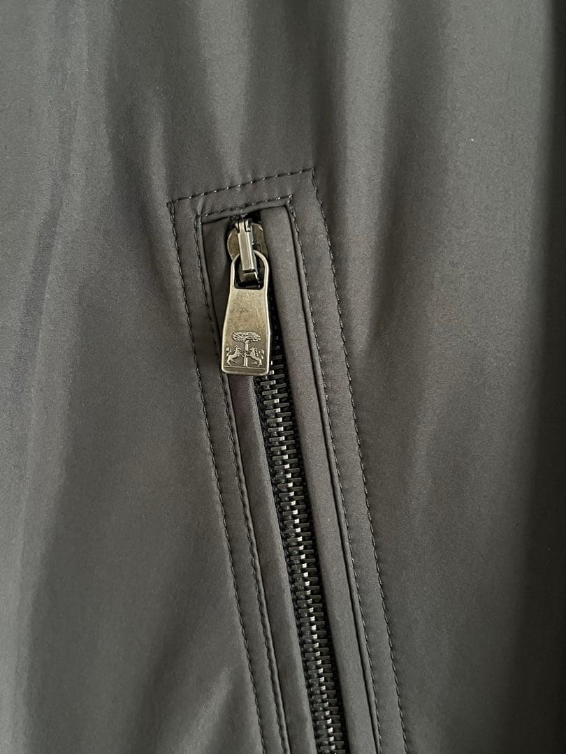 イタリア製　コルネリアーニ　防寒中綿コート