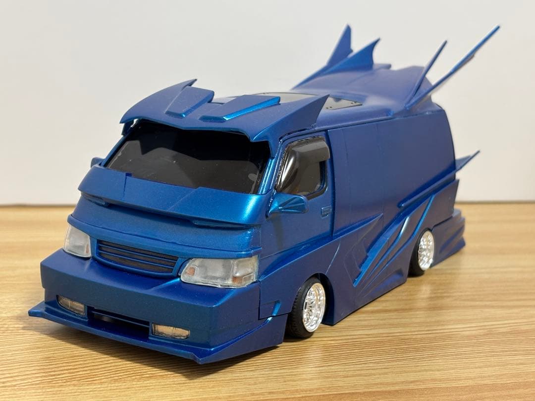 ☆*！様 アオシマ1/24ハイエースバニングカーゼルダ - メルカリ