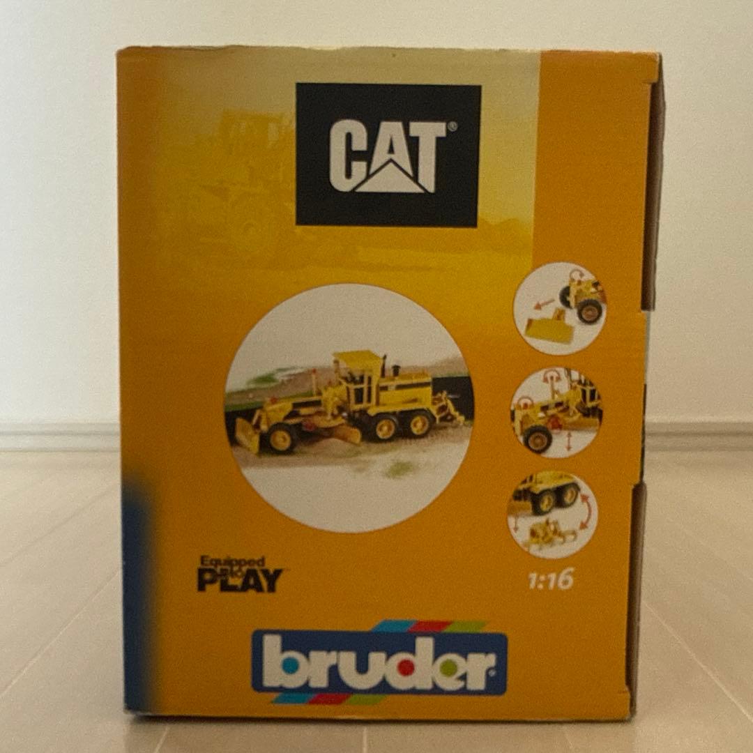 bruder ブルーダー cat グレーダー1/16スケール モーターグレーダー