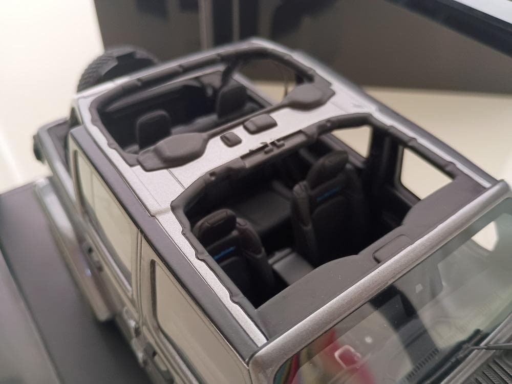 京商 GTスピリット ジープ ラングラー Jeep Wrangler 1/18