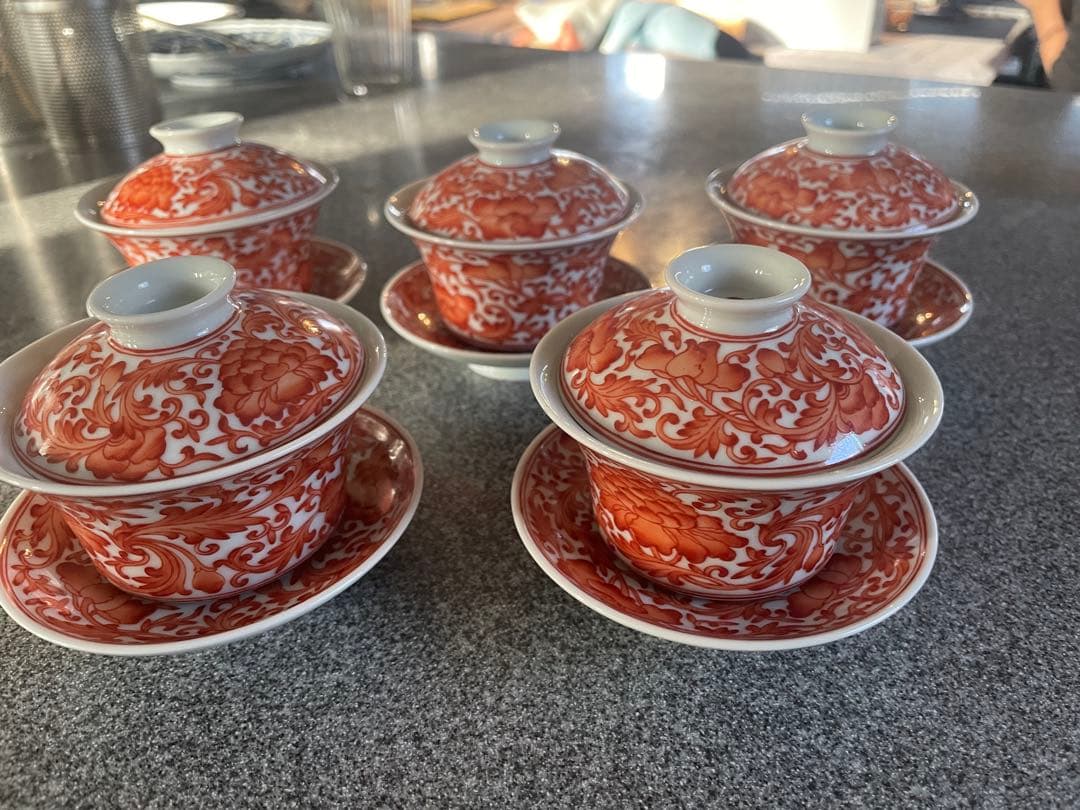 陽刻草花文香合 宋時代