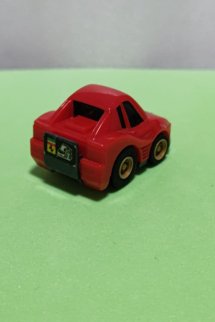 チョロＱ、フェラーリ・テスタロッサ・赤色