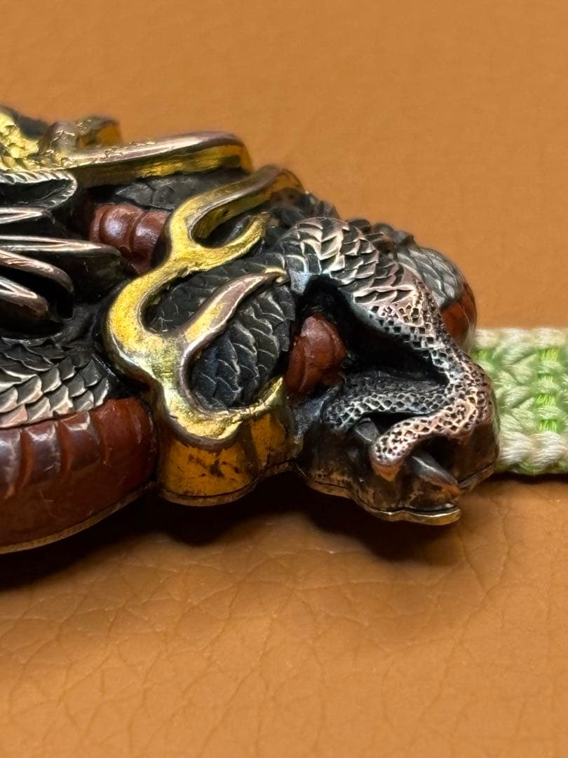 時代物　金工 彫金　 龍の帯留め　アンティーク　着物　紐付き　工芸