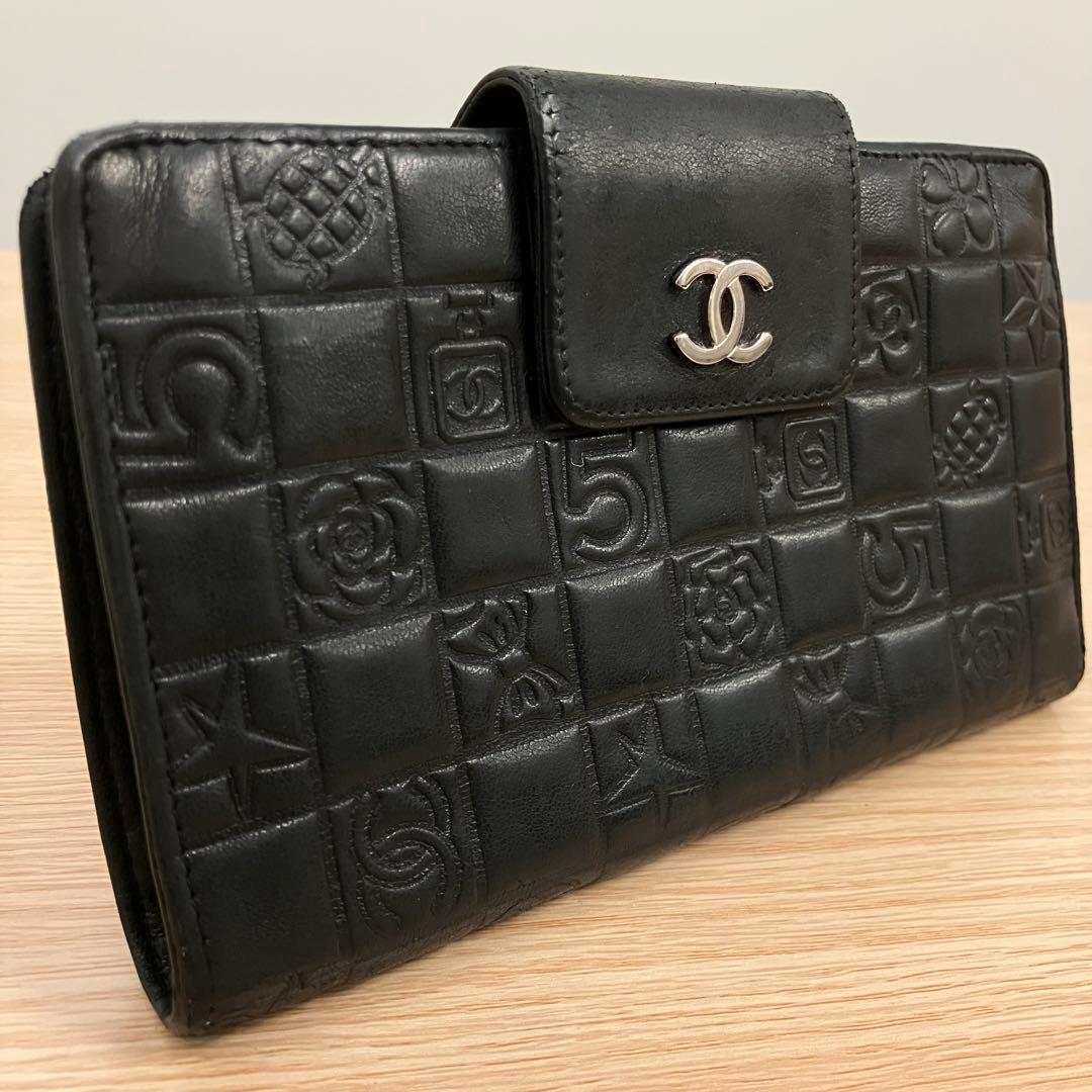 美品》 CHANEL アイコンライン 二つ折り長財布 ブラック シャネル