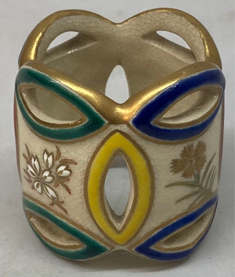 B228s   杉田祥平造「色絵七宝草花 蓋置」共箱　清閑寺窯　京焼　茶道具