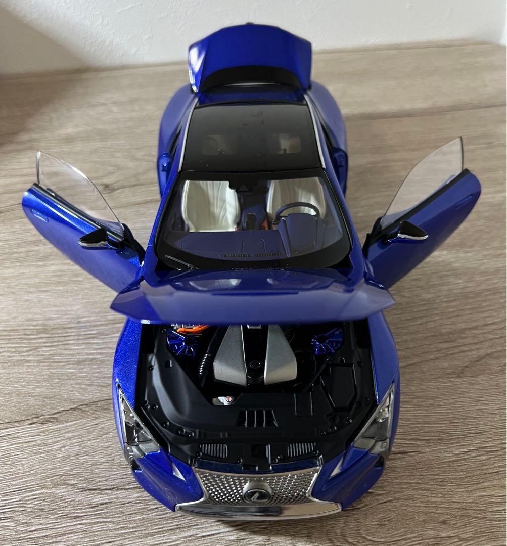 レクサス LC500h 1/18 ミニカー