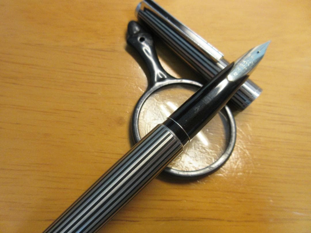 PILOT] CUSTOM カスタム ストライプ 18K-WG Mニブ