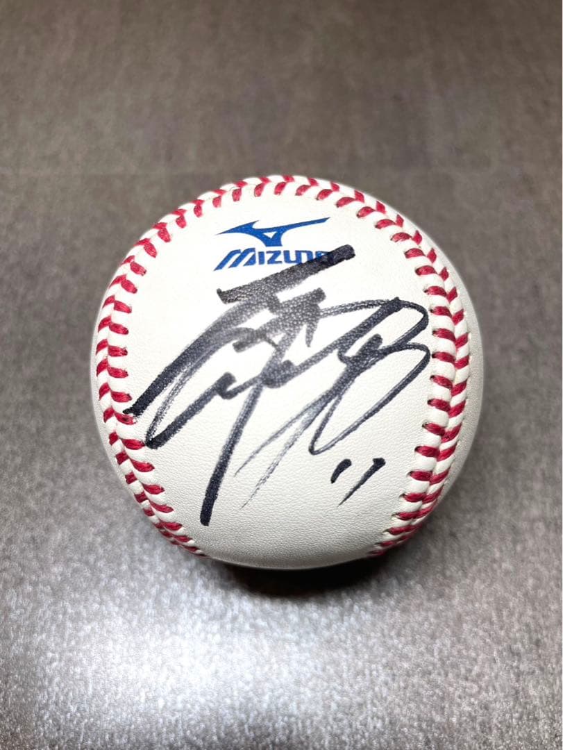 日本ハムファイターズ　大谷翔平　直筆サインボール　NPB公式試合球 Amazon.co.jp: 日本ハムファイターズ 大谷翔平 直筆サインボール