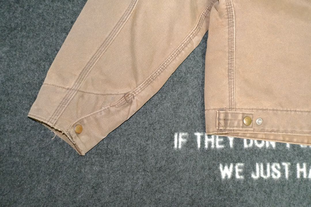 【最終価額】カーハート デトロイトジャケット J43 CHT M