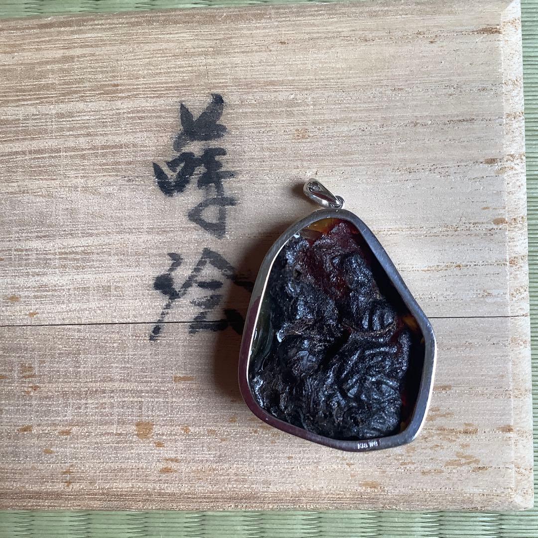 Ø*様 伝統工芸　K18WG刻印あり　蒔絵ペンダントトップ