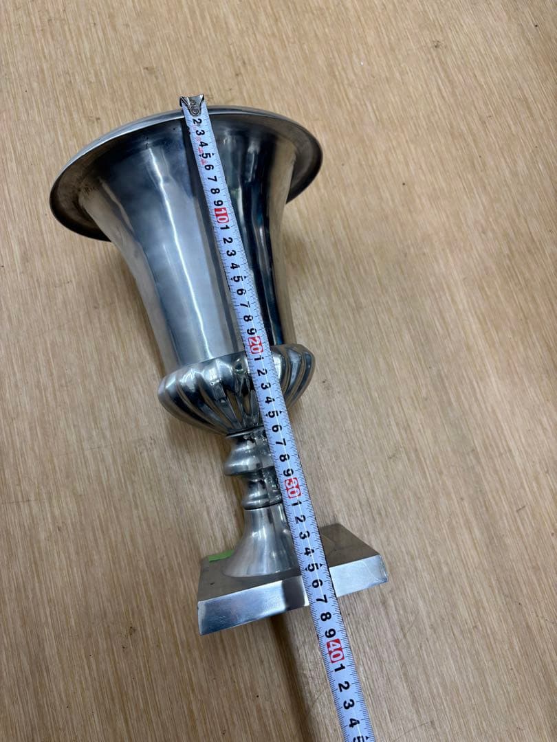 フラワーベース 2個セット　中古　アンティーク　置物