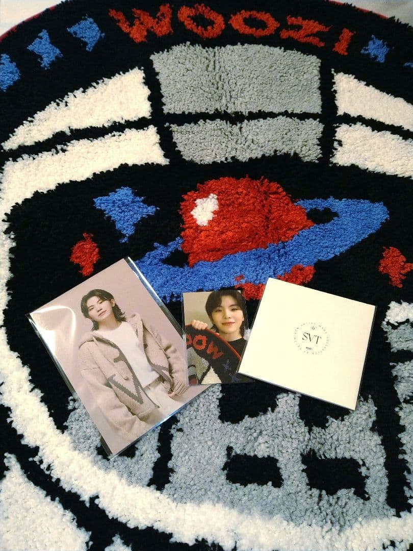 by SEVENTEEN　ウジ　アーティストメイド　ラグ　RAG　宇宙工場カード by SEVENTEEN ウジ アーティストメイド ラグ RAG 宇宙工場カード by