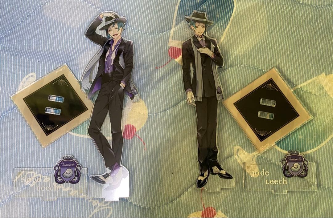 ツイステ フロイド ジェイド 寮服アクスタ - メルカリ