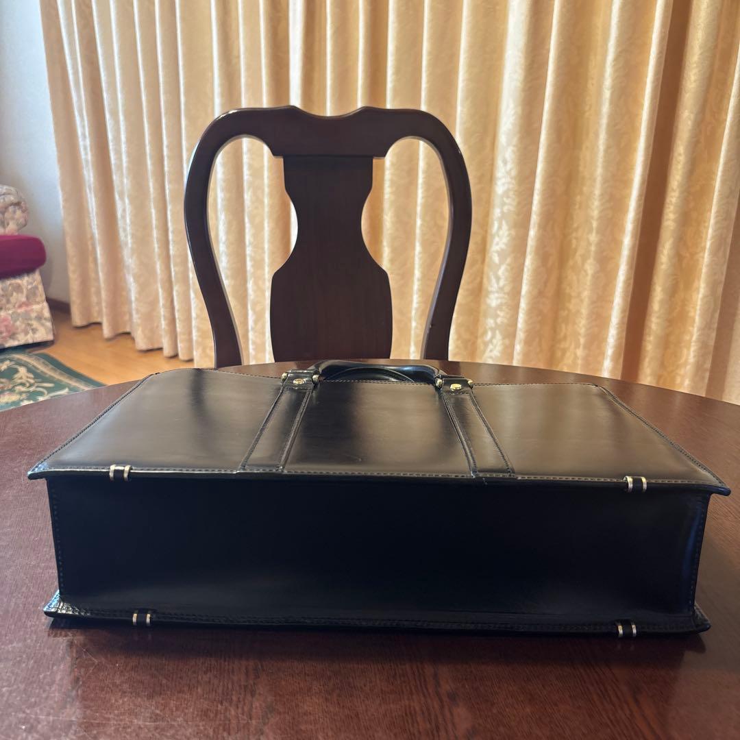 ココマイスター バンガーブリーフ 黒 ショルダー付 ブライドルレザー