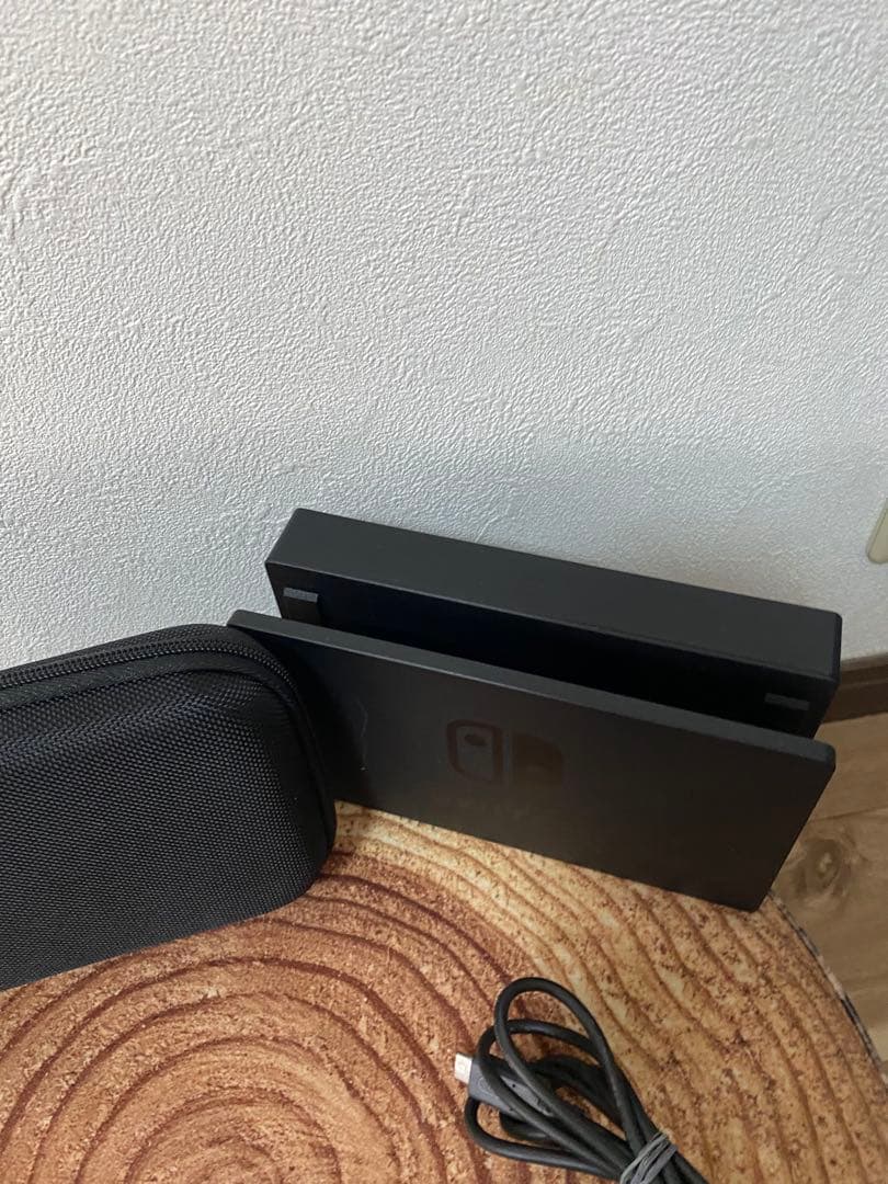 Nintendo Switch ニンテンドースイッチ本体　PNK/RED箱無し