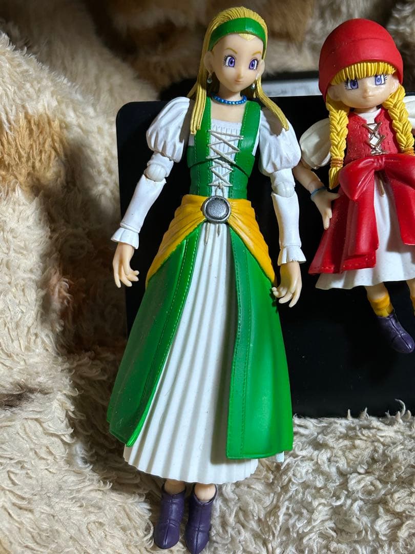 ドラゴンクエストXI ベロニカ&セーニャ フィギュア