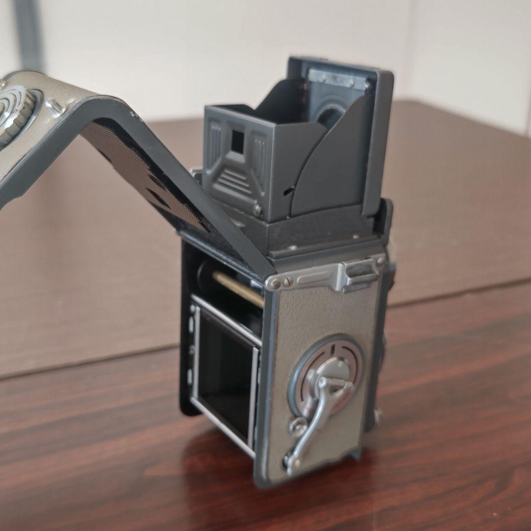 Yashica-44 二眼レフカメラ