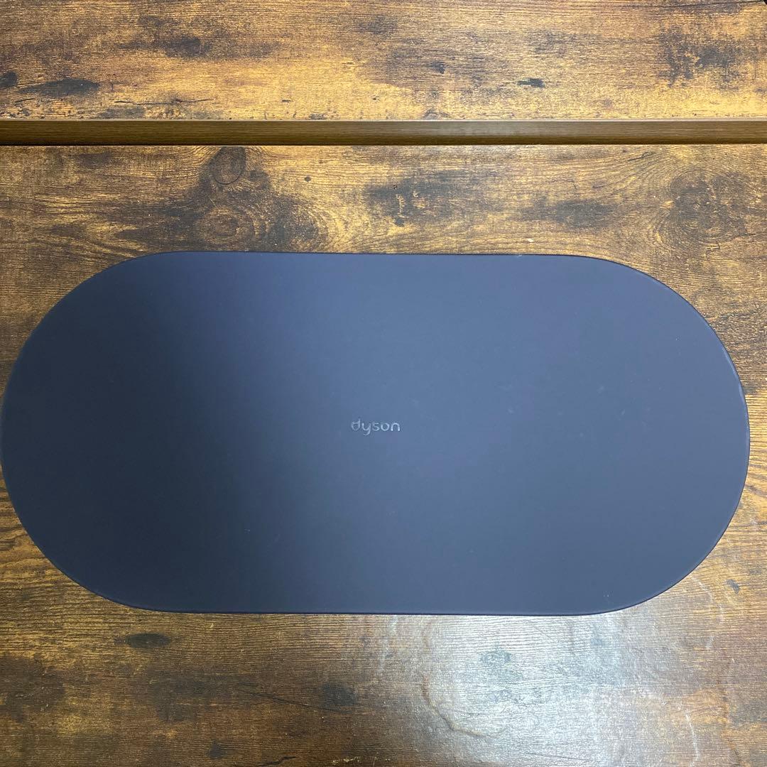 赤ちゃん猿Dyson airwrap complete HS05ドライヤー