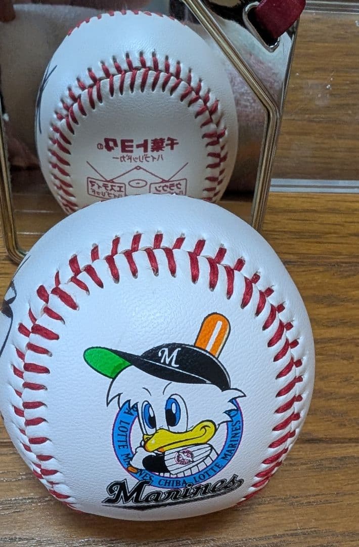 千葉ロッテマリーンズ 直筆サインボール 62個ケース付き ＋1個（追加