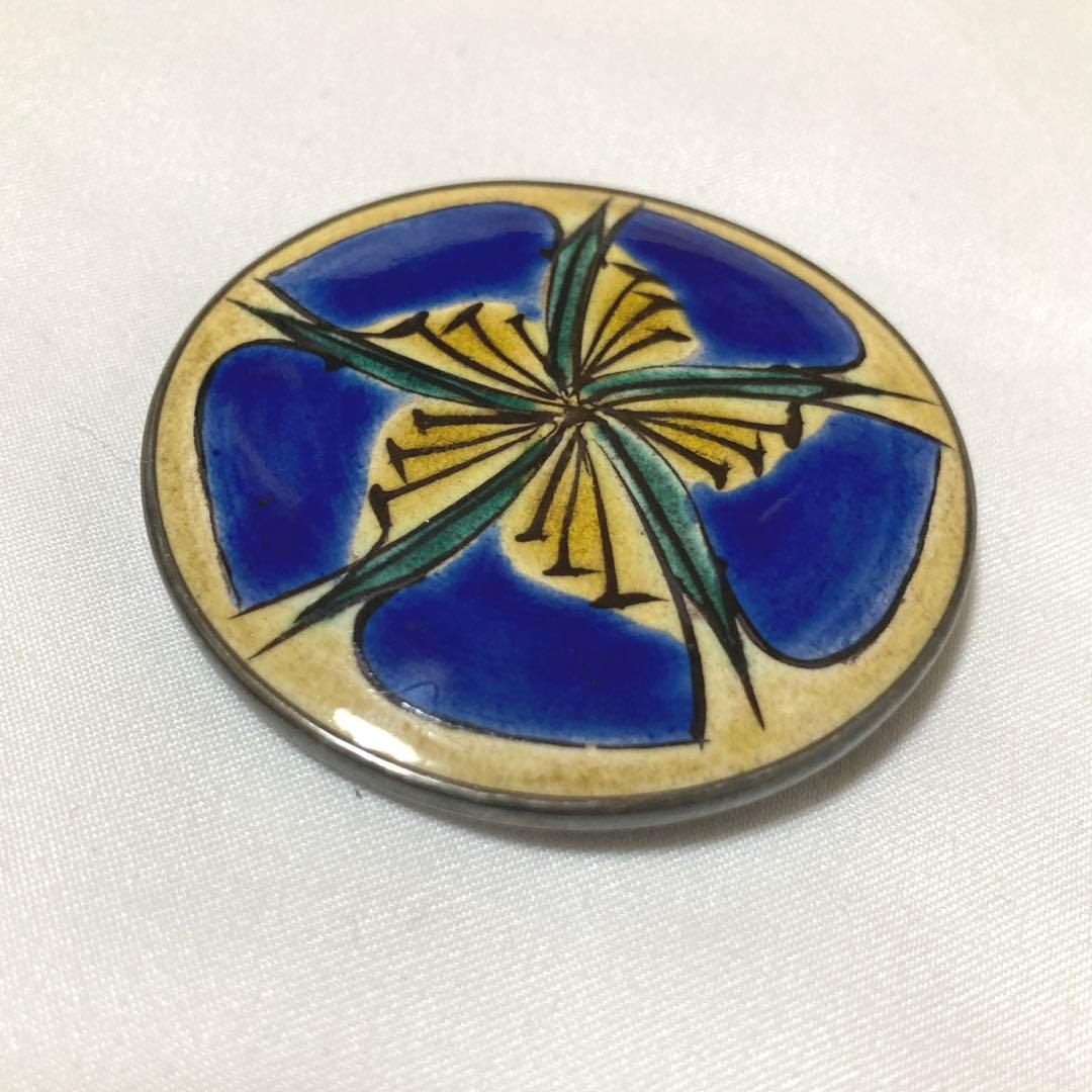 帯留め 人間国宝【富本憲吉】陶芸 色絵五弁花模様 色絵磁器 文化勲章