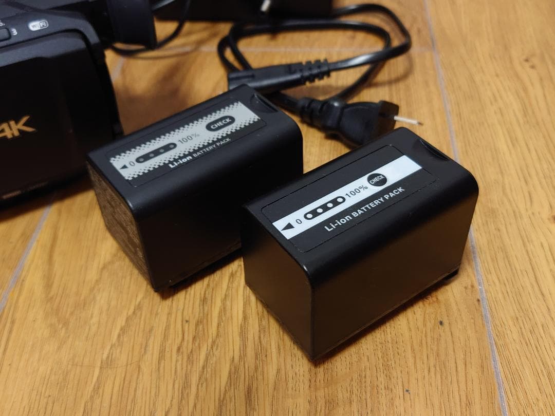 Panasonic HC-X1500 ビデオカメラ 本体（箱付き）他おまけ付き