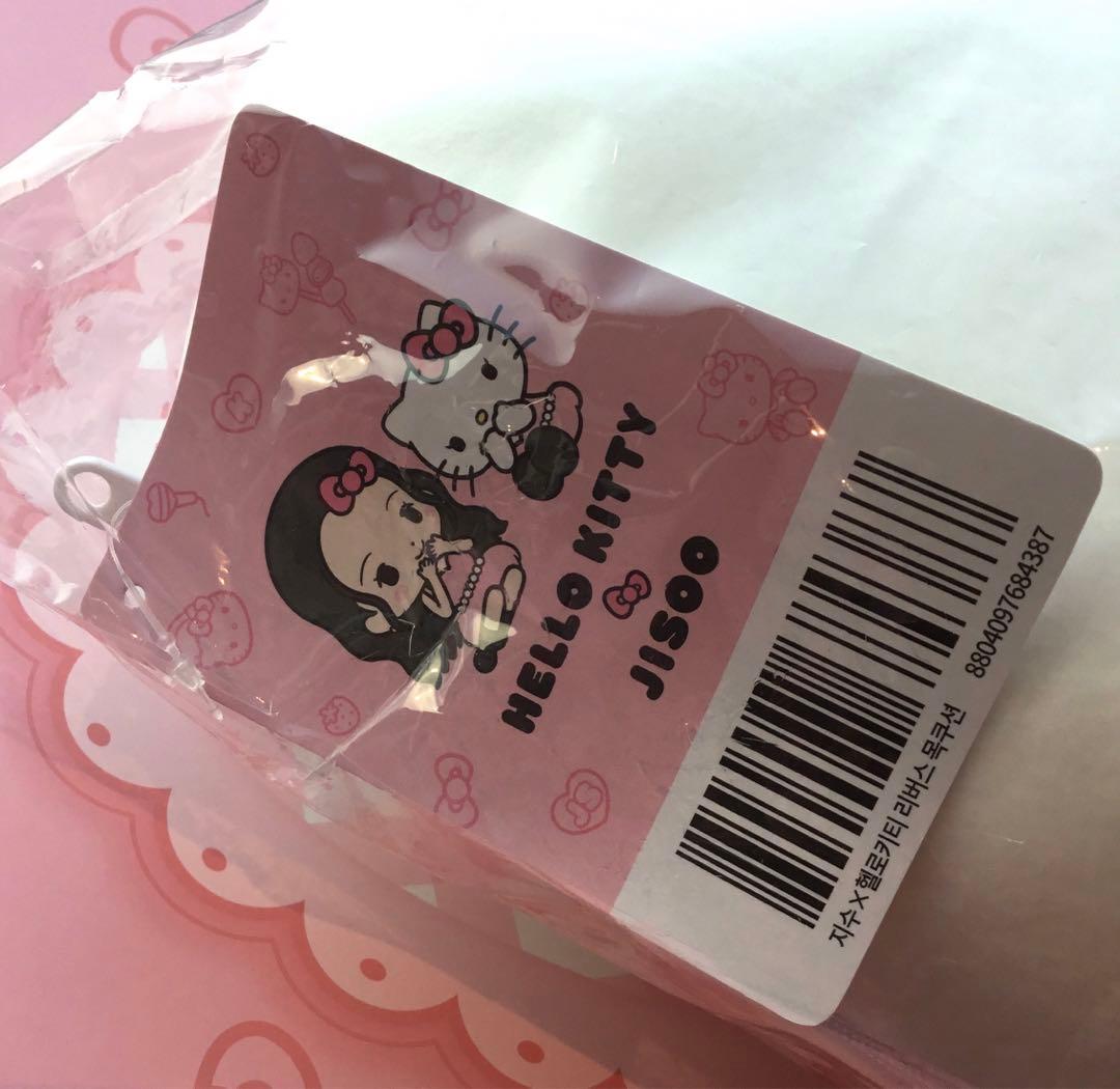 HELLO KITTY ☆JISOO/Reverse Neck Cushion - メルカリ