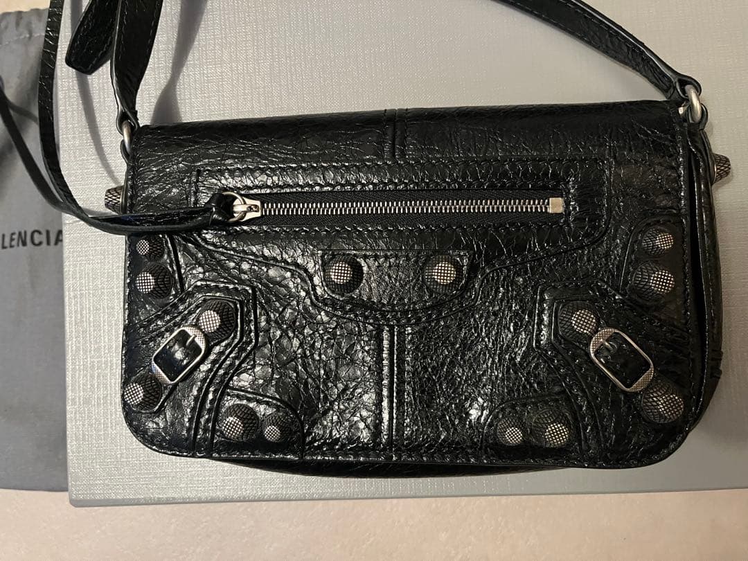 バッグ BALENCIAGA LE CAGOLE MINI FLAP BAG